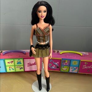 Raquelle Barbie’s frenemy